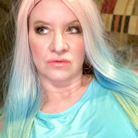 Meet your Posher, Teresa Annelise. - Picture 14 of 15